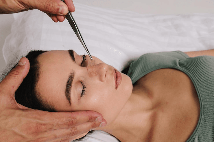 facial treatment at spa