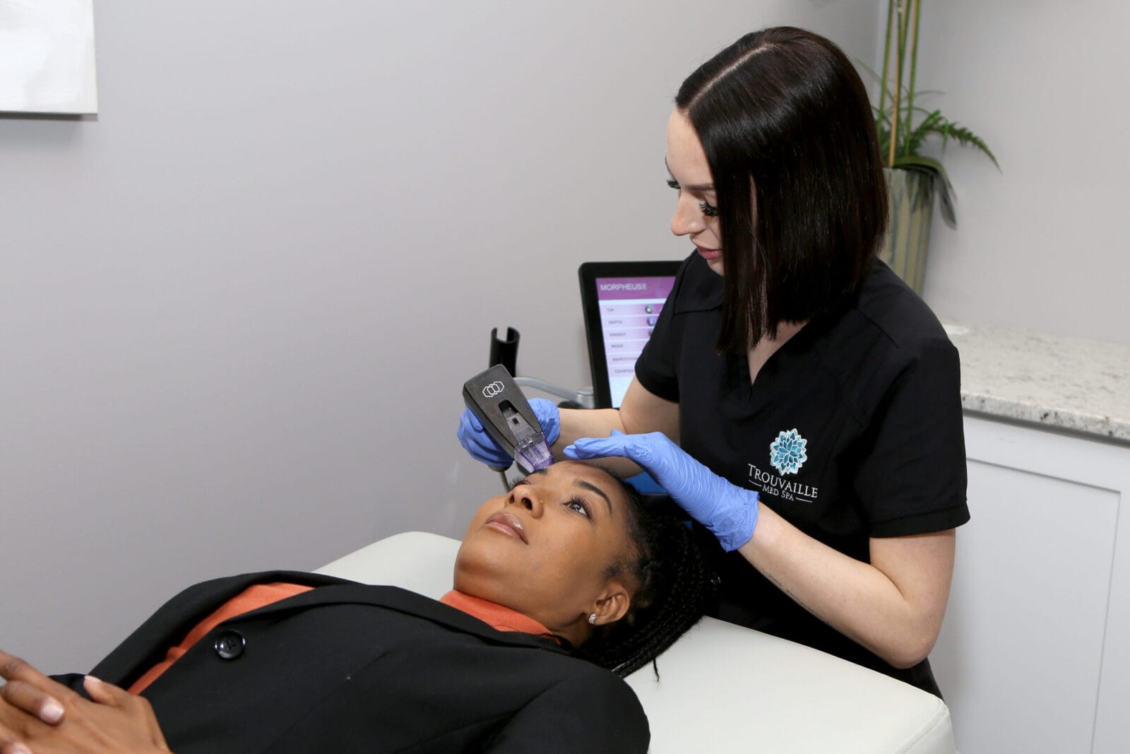 microneedling skin treatment